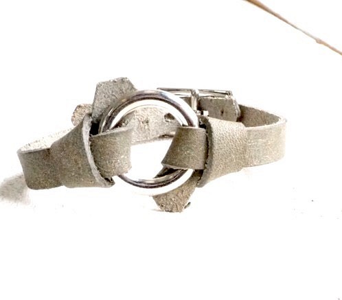knot ring bracelet グリージオ 1枚目の画像
