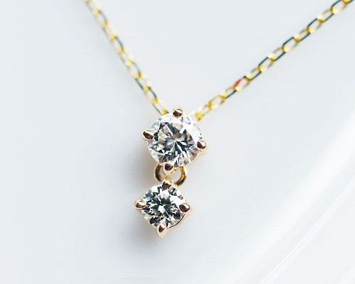 K18 華やかな2連ダイヤモンド ネックレス 0.15カラット ネックレス