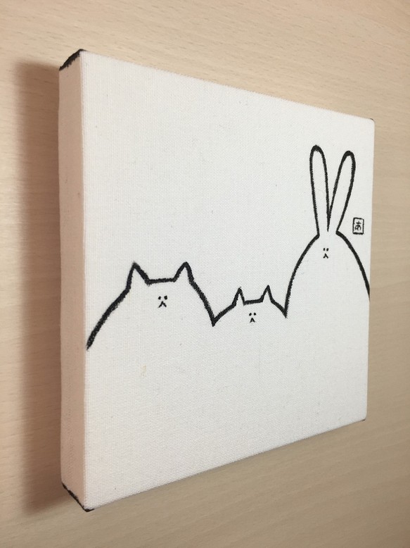 壁に簡単ピタッ！オリジナルゆるネコ＆うさぎ 15ｃｍ角フリースタイルボード（ファブリックパネル） 1枚目の画像