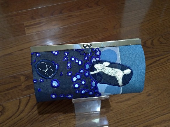 長財布(ミナペルホネン 刺繍) 1枚目の画像
