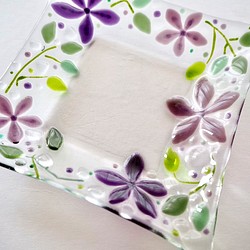 【即納】クレマチスの咲く四角いお皿 1枚目の画像