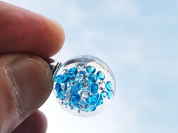 珠寶玻璃球吊墜L群青藍色免費送貨 第1張的照片