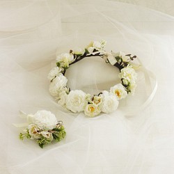 純白なナチュラルな花冠～白雪姫 1枚目の画像