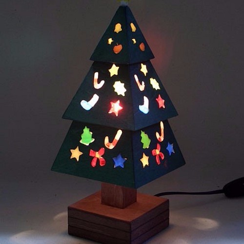 クリスマスハンドメイド 木とガラスのクリスマスツリー 照明 ライト ランプ S Craft 通販 Creema クリーマ ハンドメイド 手作り クラフト作品の販売サイト