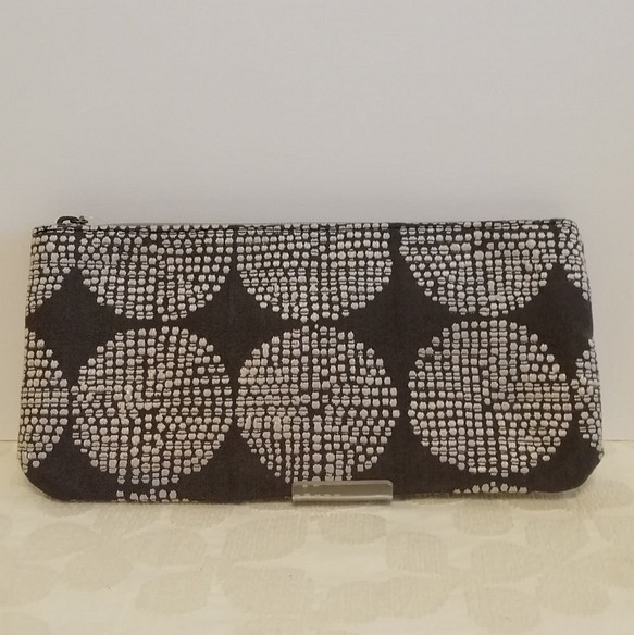 ジャガード織りの長財布（ドット柄） 1枚目の画像