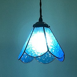 彩色玻璃[燈飾]柔和的六面體藍色吊燈禮品吊頂燈 第1張的照片