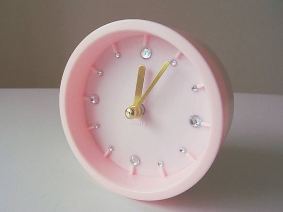可愛いものが好き！シンプル＆ガーリーな置時計（ピンク） 1枚目の画像