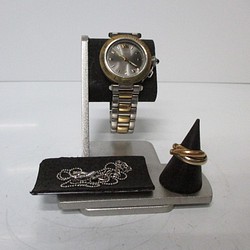 クリスマスに間に合います！急いで！在庫あり！だ円パイプ女性用ウオッチスタンドブラック　腕時計、リングを飾る　AKデザイン 1枚目の画像