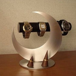 NEW！クリスマスプレゼントに♪　三日月ムーン腕時計スタンドブラック　指輪スタンド 1枚目の画像