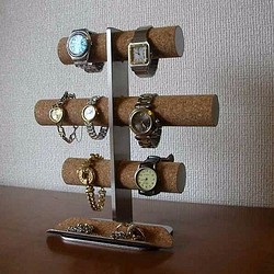 クリスマスに！ステンレス製8本掛けインテリア腕時計収納スタンド　ロングトレイ 1枚目の画像