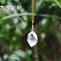 「妖精の囁き」ハーキマーダイヤモンドのペンダントトップ 1枚目の画像
