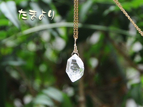 「妖精の囁き」ハーキマーダイヤモンドのペンダントトップ 1枚目の画像