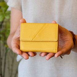 Soft Leather Mini Wallet / MANGO YELLOW *ミニ財布*小さいお財布*革財布 1枚目の画像