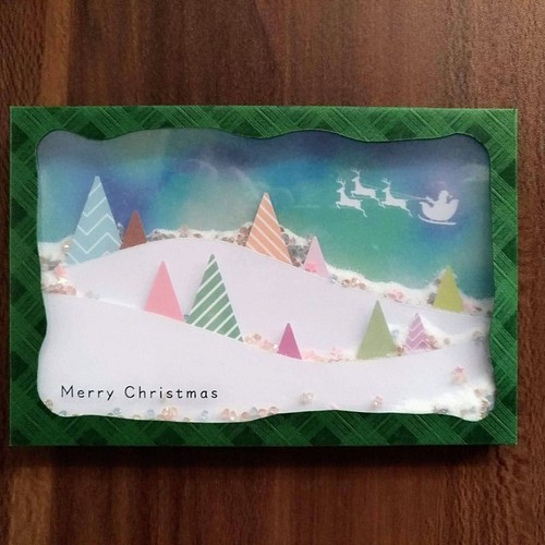 まるでスノードーム キラキラの雪が降り積もるクリスマスシェイカーカード サンタ カード レター Klang Me 通販 Creema クリーマ ハンドメイド 手作り クラフト作品の販売サイト