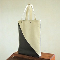 手提袋[Sankaku /垂直/ A4 / cxk]（11號帆布） 第1張的照片