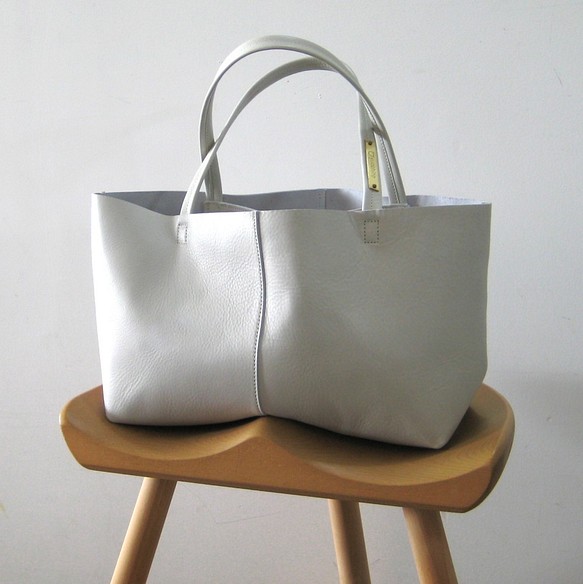 OTONA eco-bag Sサイズ 最大73%OFFクーポン SALE 96%OFF white トートバッグ 本革製
