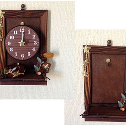小さなカゴの小物入れ付き◆2wayで使える壁掛け＆置き時計◆バッグフェイクレザー 1枚目の画像