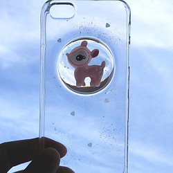 iPhone対応♪スノードーム・バンビのスマホカバー ピンク 1枚目の画像