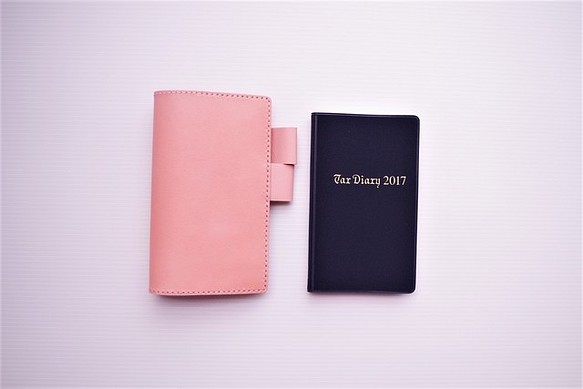 『　税務手帳カバー　』　✻　牛革　✻　桜ピンク色　✻　バタフライストッパー式 1枚目の画像