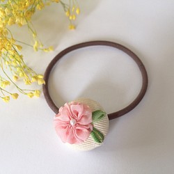 リボン刺繍のヘアゴム ピンクの花 1枚目の画像