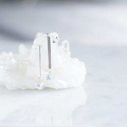 【Sterling silver 925】 Long Bar CZ Stud Earrings 1枚目の画像