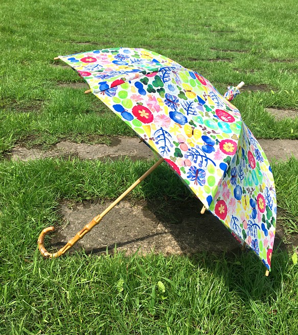 【受注生産】水彩画の日傘「雨の日のおさんぽ」 1枚目の画像