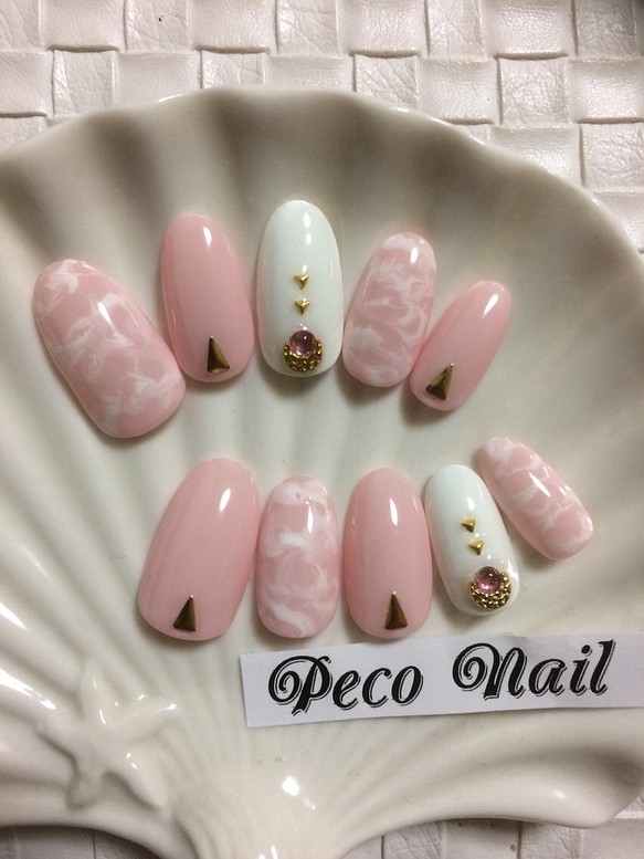 ピンクマーブル ムーン ネイルチップ ネイルチップ ネイルシール Peco Nail 通販 Creema クリーマ ハンドメイド 手作り クラフト作品の販売サイト