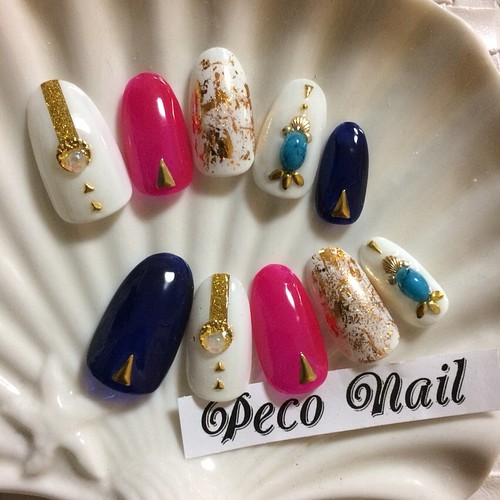 モンローリップ ホイル ネイルチップ ネイルチップ ネイルシール Peco Nail 通販 Creema クリーマ ハンドメイド 手作り クラフト作品の販売サイト