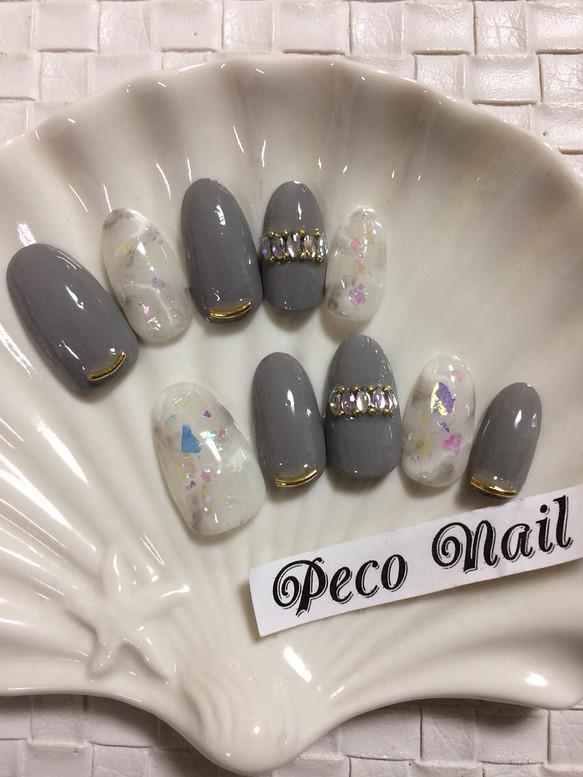 大理石 グレー ネイルチップ ネイルチップ ネイルシール Peco Nail 通販 Creema クリーマ ハンドメイド 手作り クラフト作品の販売サイト