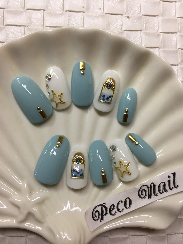 スモーキーブルー パフューム ネイルチップ ネイルチップ ネイルシール Peco Nail 通販 Creema クリーマ ハンドメイド 手作り クラフト作品の販売サイト