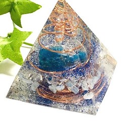 オルゴナイト　ピラミッド　四大元素　水 1枚目の画像