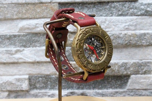 機械式手作り腕時計　Via Ostiensis(十字架レトロ時計 アンティークケース Red) / メンズ、レディース