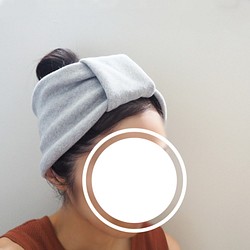 頭髮頭巾（循環）☆淺灰色×黑色 第1張的照片
