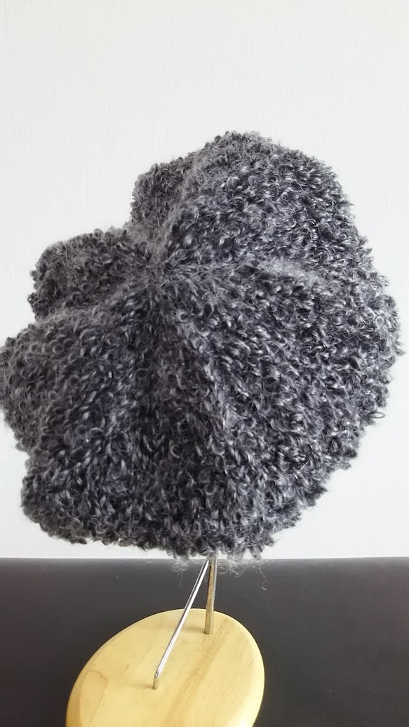 プードルモヘアのベレー帽  P0153 1枚目の画像