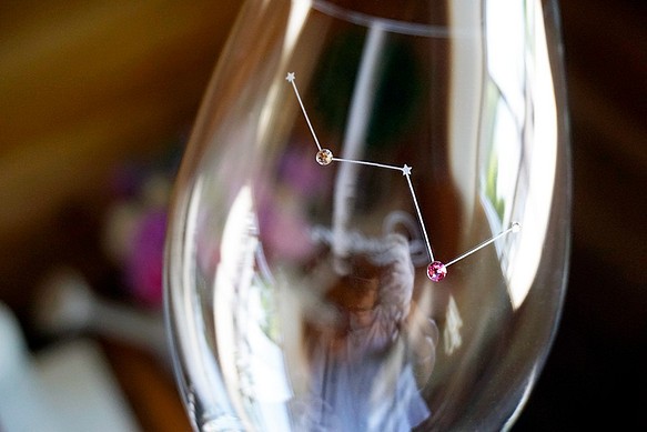 カシオペヤ座の名入れワイングラス 1枚目の画像