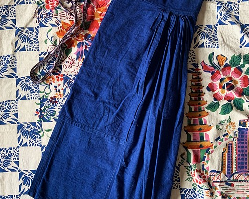 手織りコットン・藍染のエプロンスカート3 ロングスカート（マキシ