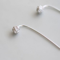 純銀925製白三葉草造型耳針耳環 第1張的照片