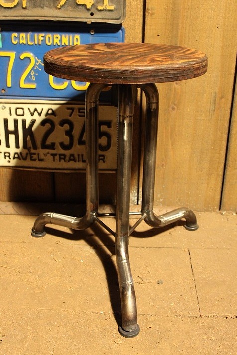 Iron&Wood　配管stool　配管スツール　(極太ボルト高さ調整機能付き) 1枚目の画像
