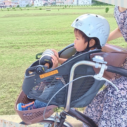 ごっつん防止 ハンドルクッション 送料込み 自転車 チャイルドシート リボンリボン レッスンバッグ 入園グッズ Mother Bon 通販 Creema クリーマ ハンドメイド 手作り クラフト作品の販売サイト