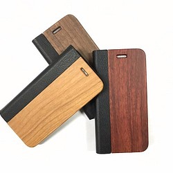【新品未使用・名入れ可能】木製手帳型iPhone7,8 Plusケース 1枚目の画像