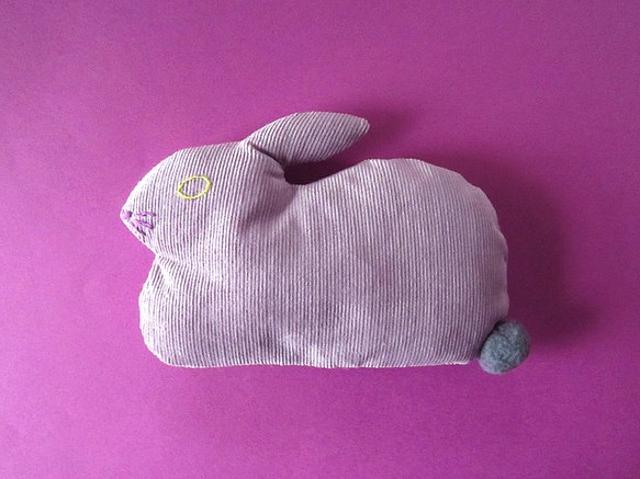 “ Stickitten”兔子麵包燈芯絨/熏紫色 第1張的照片