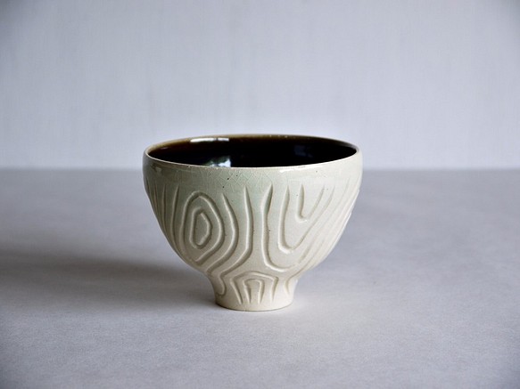 雕刻茶杯（小）＃2838 第1張的照片
