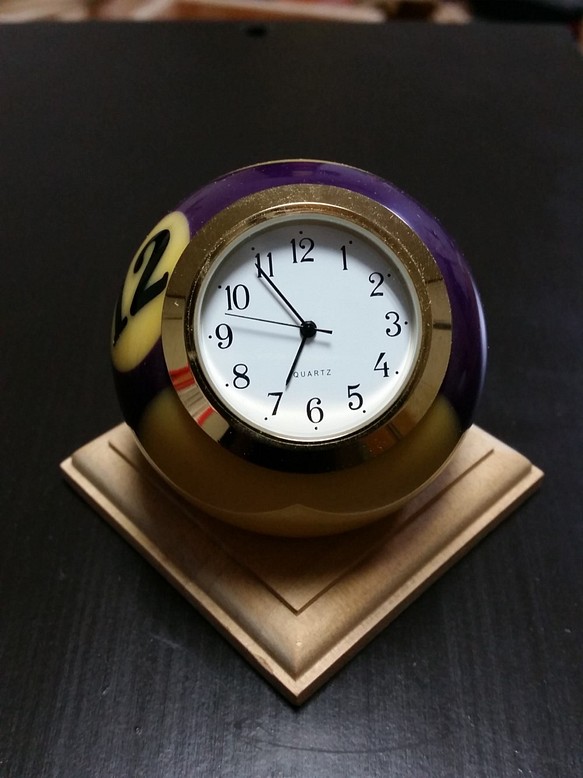 本物ビリヤードボール加工時計　置時計　12番　 1枚目の画像