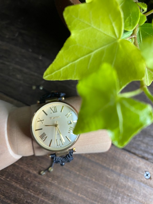 新品　腕時計　ブラックシンプルデザイン　アクセサリーマクラメ309 1枚目の画像