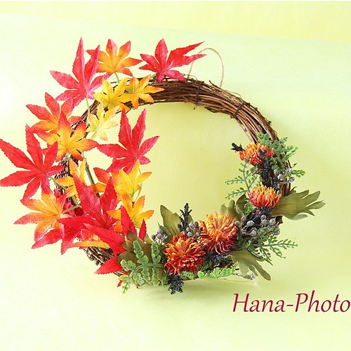 敬老の日 にも 美しい秋の紅葉リース リース台 262 フラワー リース Hana Photo 通販 Creema クリーマ ハンドメイド 手作り クラフト作品の販売サイト