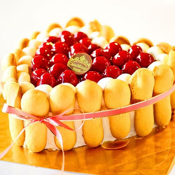 ◯最高級洋菓子 特注ハート型シュス木苺レアチーズケーキ14cmプレートセット 1枚目の画像