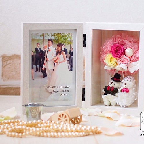 結婚祝い 結婚記念日に 写真にお花を添えて フォトフレーム 写真をジャストサイズに加工します その他オーダーメイド Ohanabako 通販 Creema クリーマ ハンドメイド 手作り クラフト作品の販売サイト