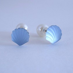 VINTAGE Sea Shell Pierce Light blue 1枚目の画像
