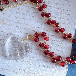 VINTAGE Quilting heart glass long necklace 第1張的照片