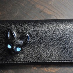 黒猫の長財布（表革：VACCHETTA800、仮セット猫目：アクアマリンeyes）約224ｇ 猫目選べます♪ 1枚目の画像